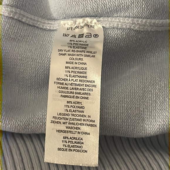French Connection Della Vhari Light Blue Front Seam Sweater Size Large - Picture 6 of 6